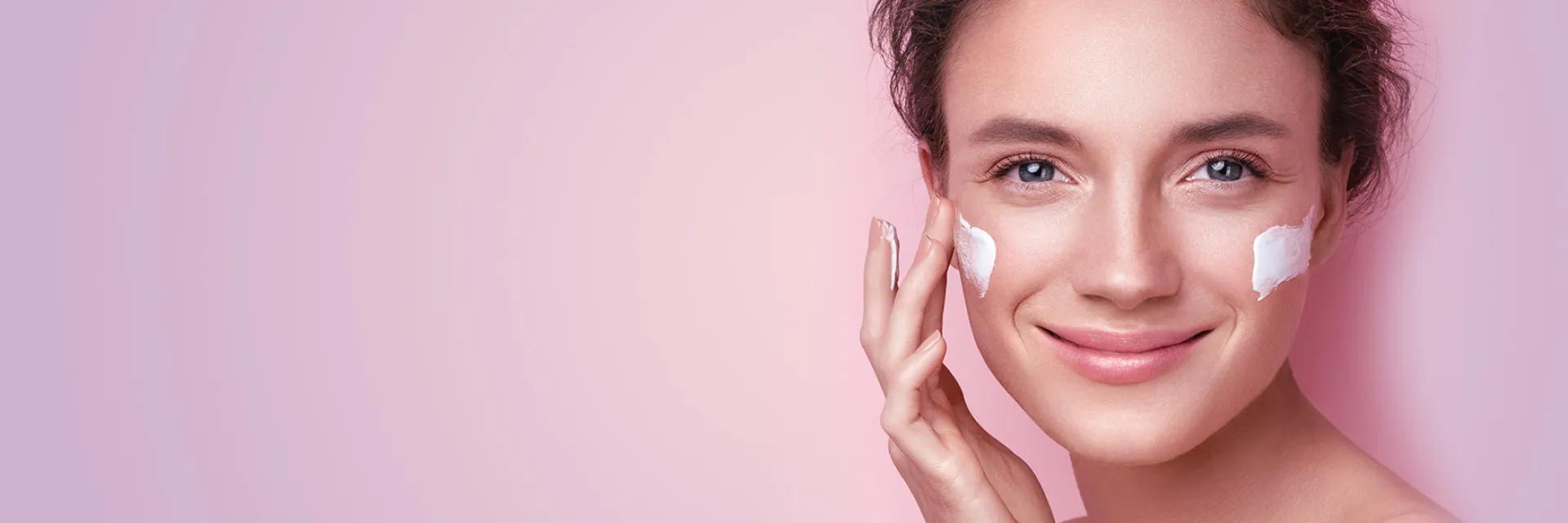 Dermatocosmetica la DermaLife